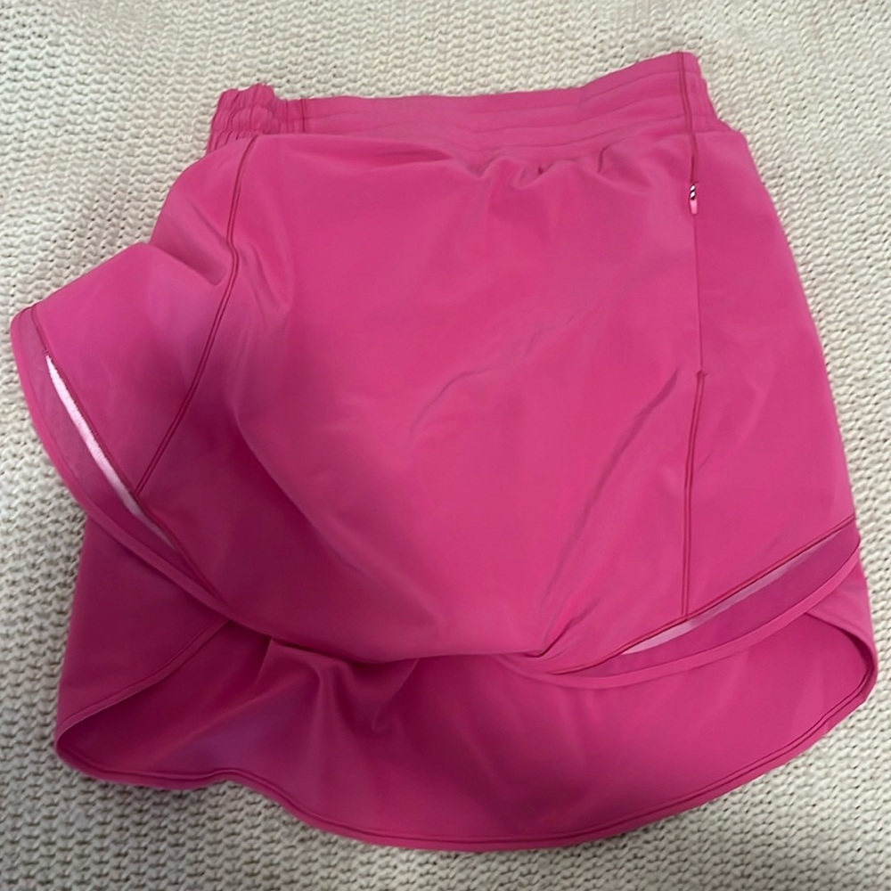 LULULEMON pink hotty hot skirt